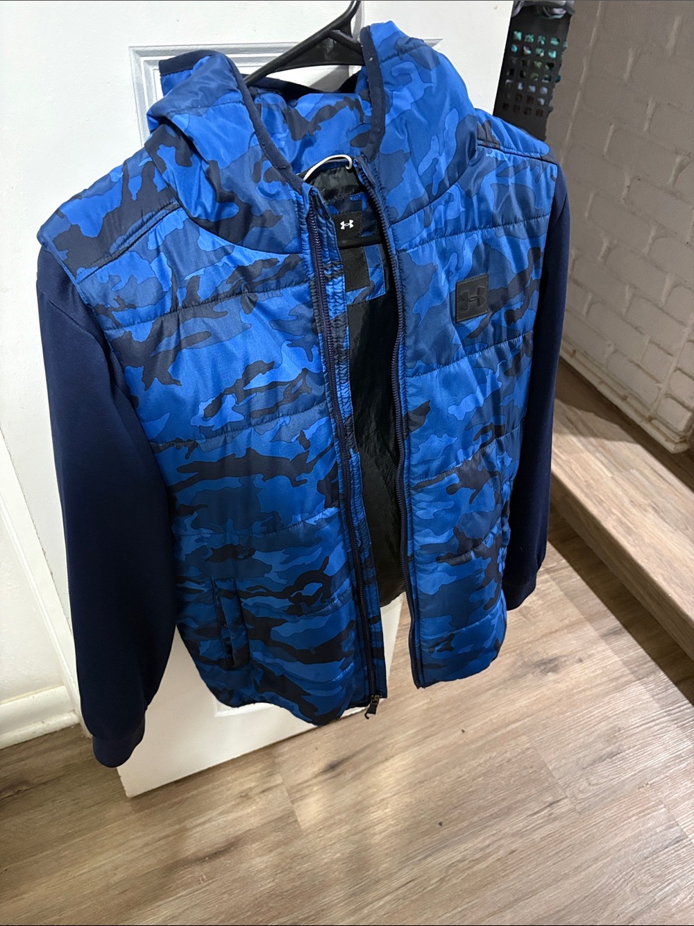 Under Armour Blue Camo Hooded Puffer Jacket